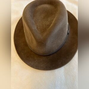 Elegant Brown Men's Fedora Hat